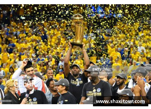 2017年NBA总冠军的终极揭秘：勇士队如何击败骑士赢得荣耀